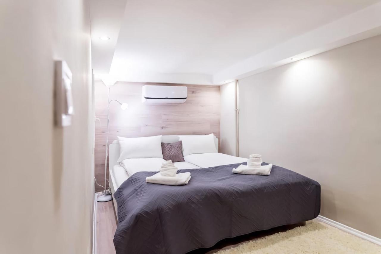 Akacfa 62 Dowtown 2Br Wifi+Ac Apartment Budapest Exterior photo